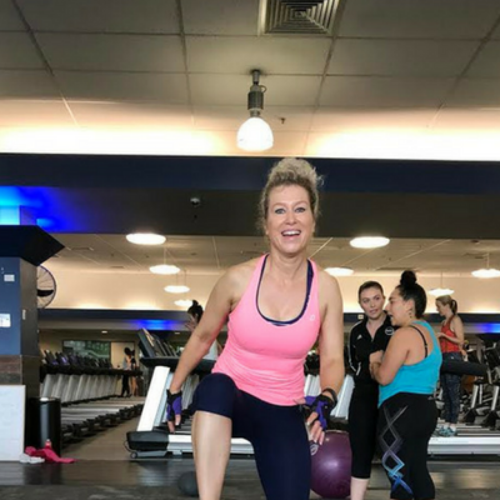 Secret life of bookkeepers | Jules Hardie: a fitness fanatic who lives on a tropical island